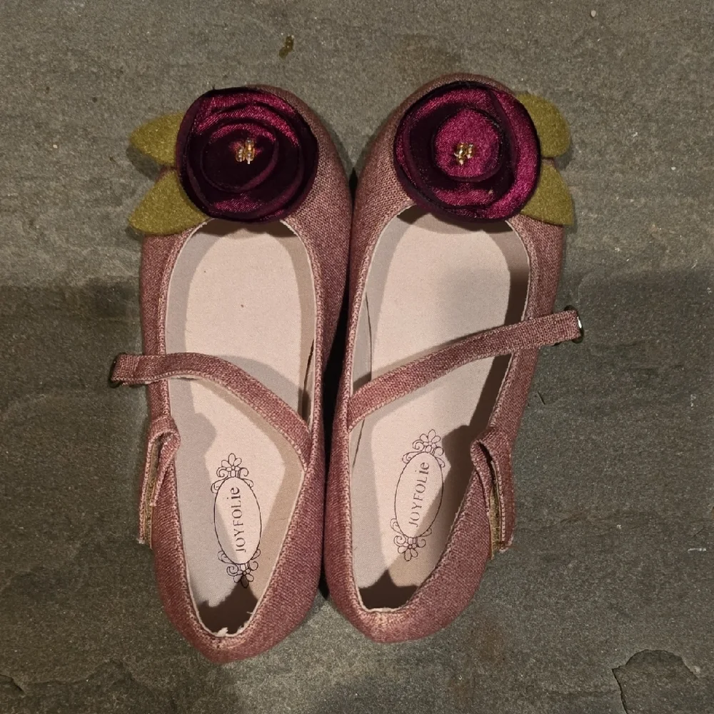 Joyfolie Girls' Pink Mary Jane Shoes with Floral Accent Size 13